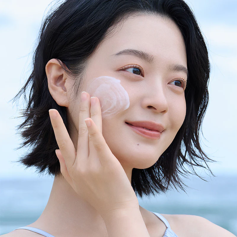 Madagascar Centella Hyalu-Cica Gentle Cleansing Milk - Image 4